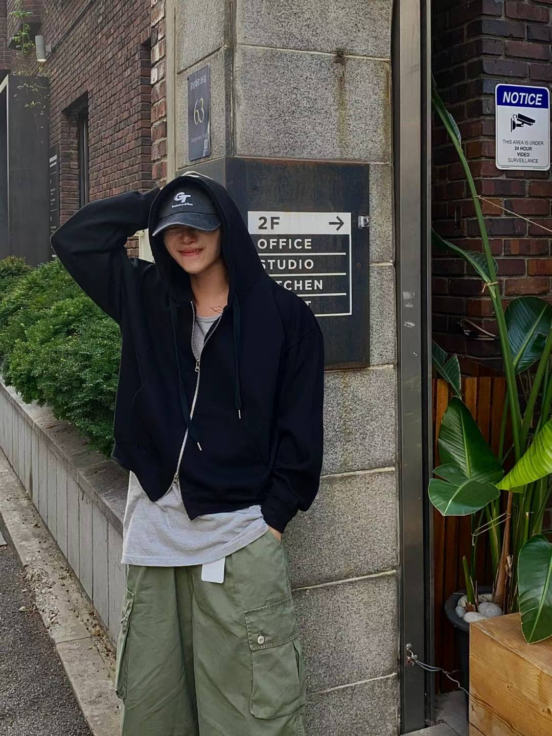 Boxy短款連帽拉鏈外套 (四色)